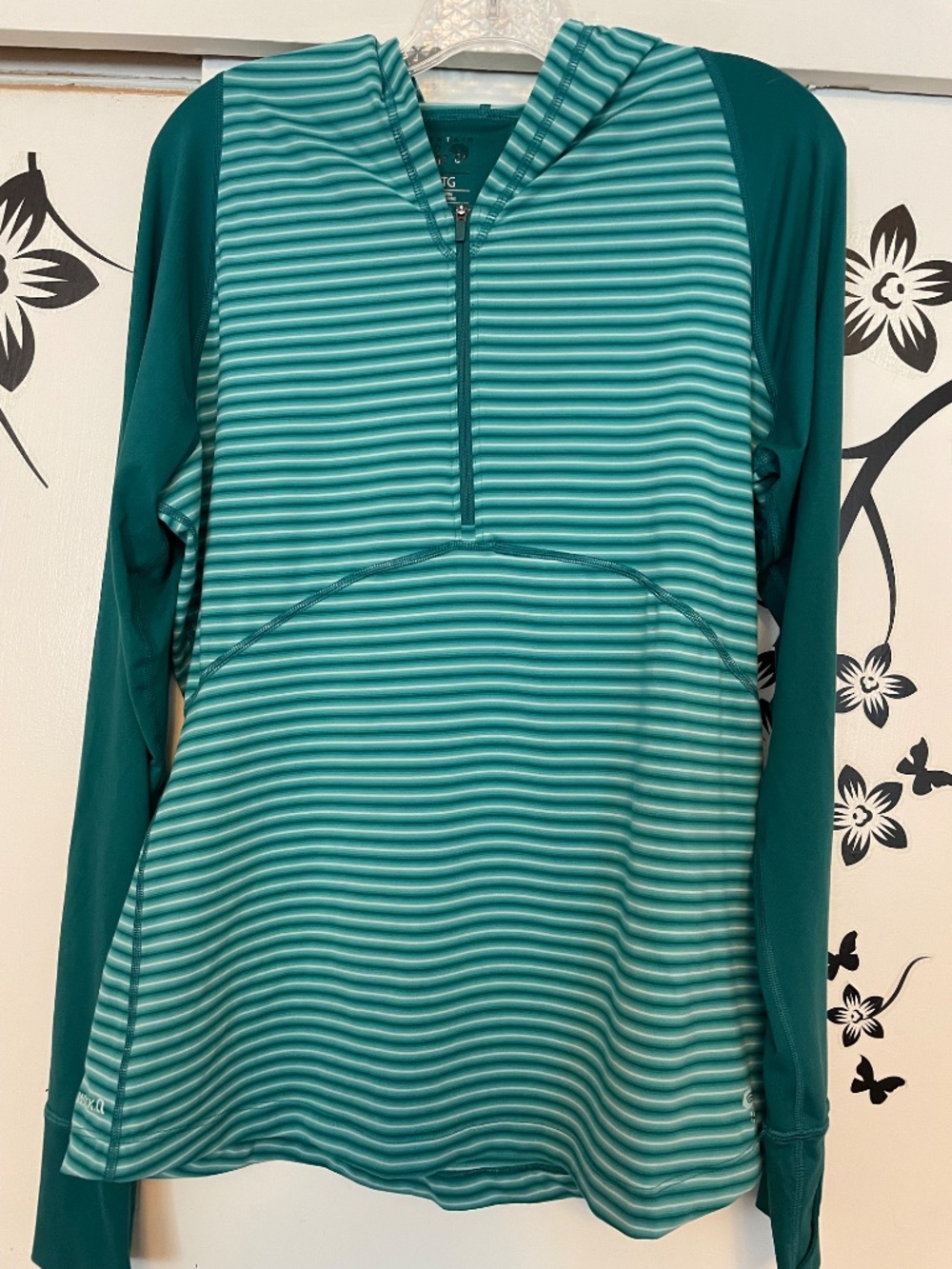Mountain Hard Ware Stretch Pullover Zip Front tripped Hoodie - Women's XL